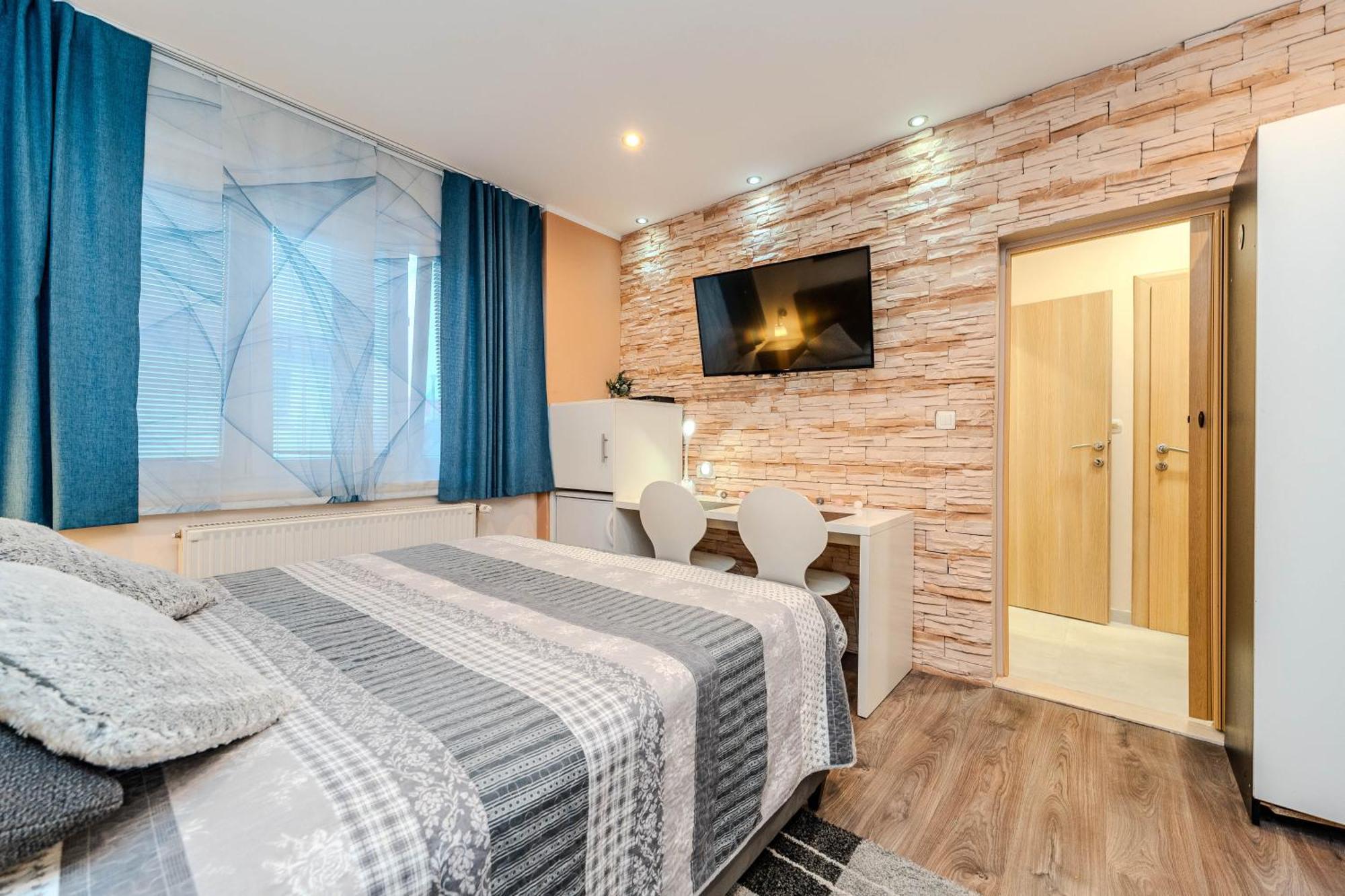 Apartments Bracic Spa Sukošan Exteriör bild
