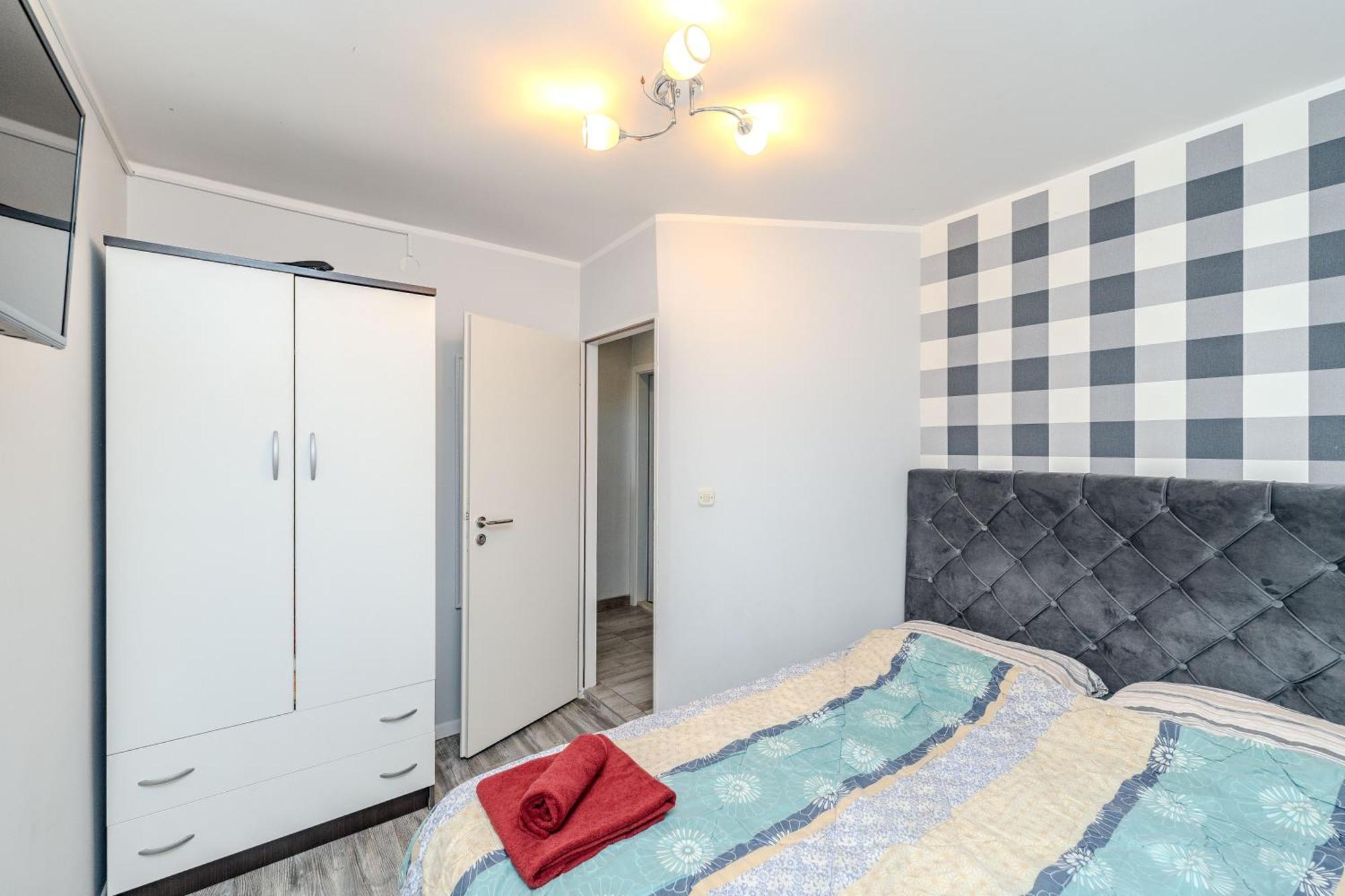 Apartments Bracic Spa Sukošan Exteriör bild